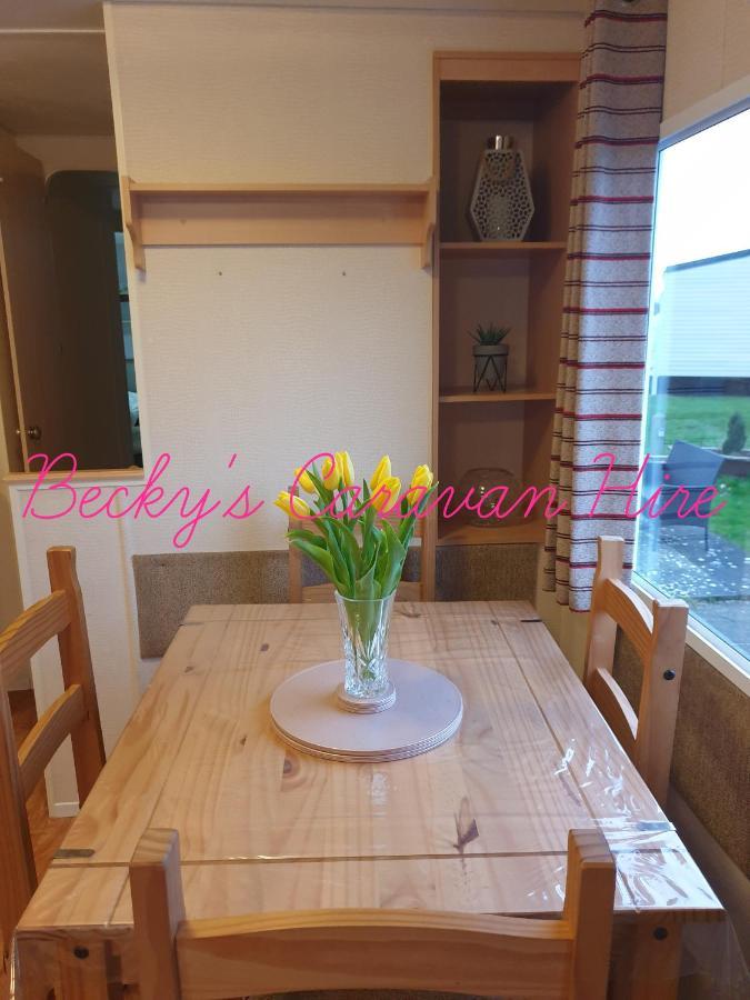 Becky'S Caravan At Marton Mere Blackpool Eksteriør bilde
