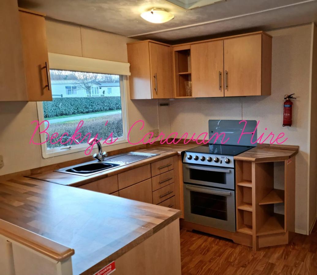 Becky'S Caravan At Marton Mere Blackpool Eksteriør bilde